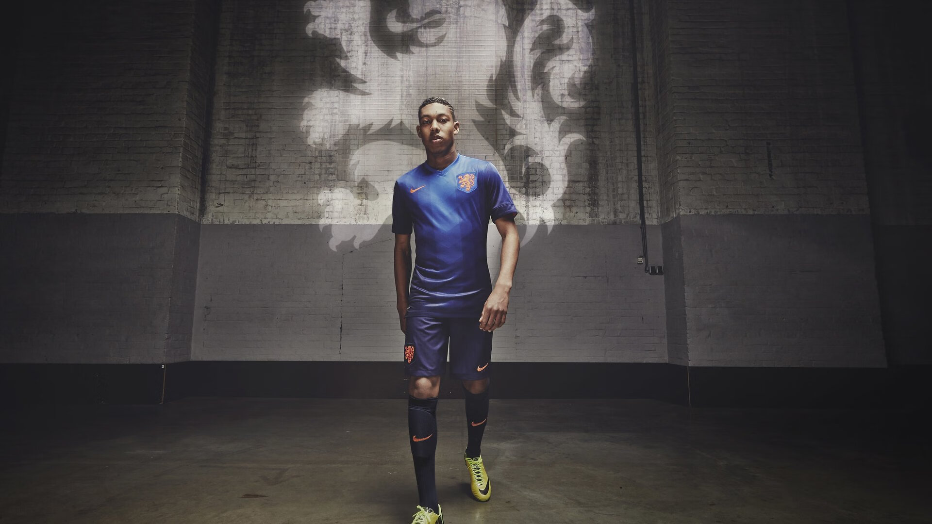 开云在线赛事平台-破壁之战，青岛客挑新疆，麦科勒姆飓风席卷天山